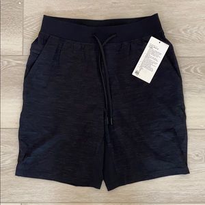 Men’s Lululemon The Short 9 in